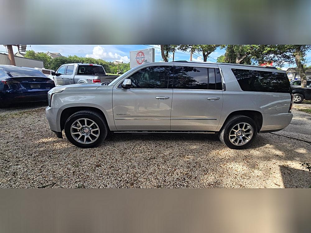 gmc yukon xl 2016 1GKS2HKJXGR143121 image gmc yukon xl 2016 1GKS2HKJXGR143121 image
